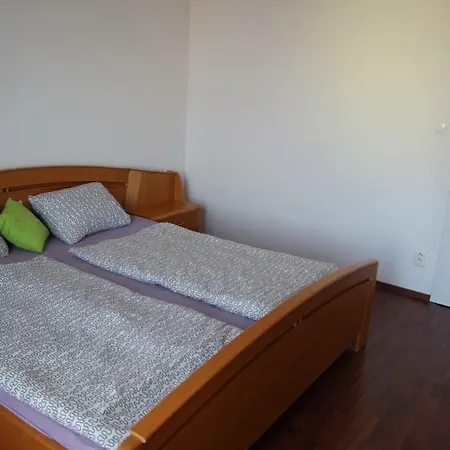 Apartman Halex Centrum Aupark * Пьештяни